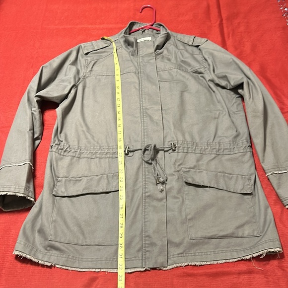 Charlotte Russe + Grey Lightweight Cargo Anorak Jacket Size 2X - Picture 3 of 11